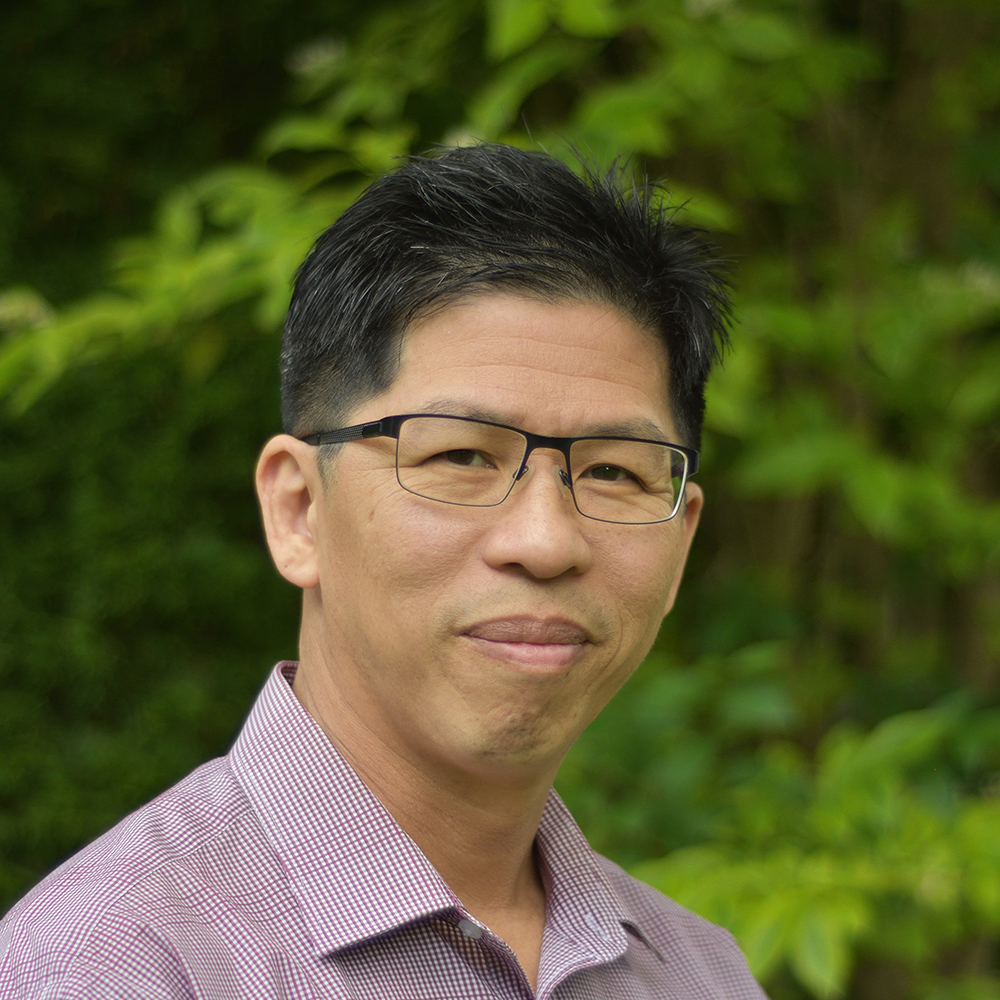 Dr. Oliver Chong
